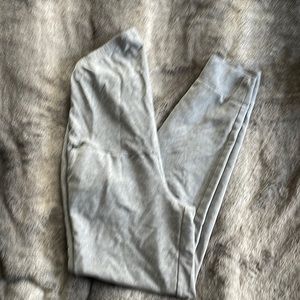 Grey H&M maternity joggers